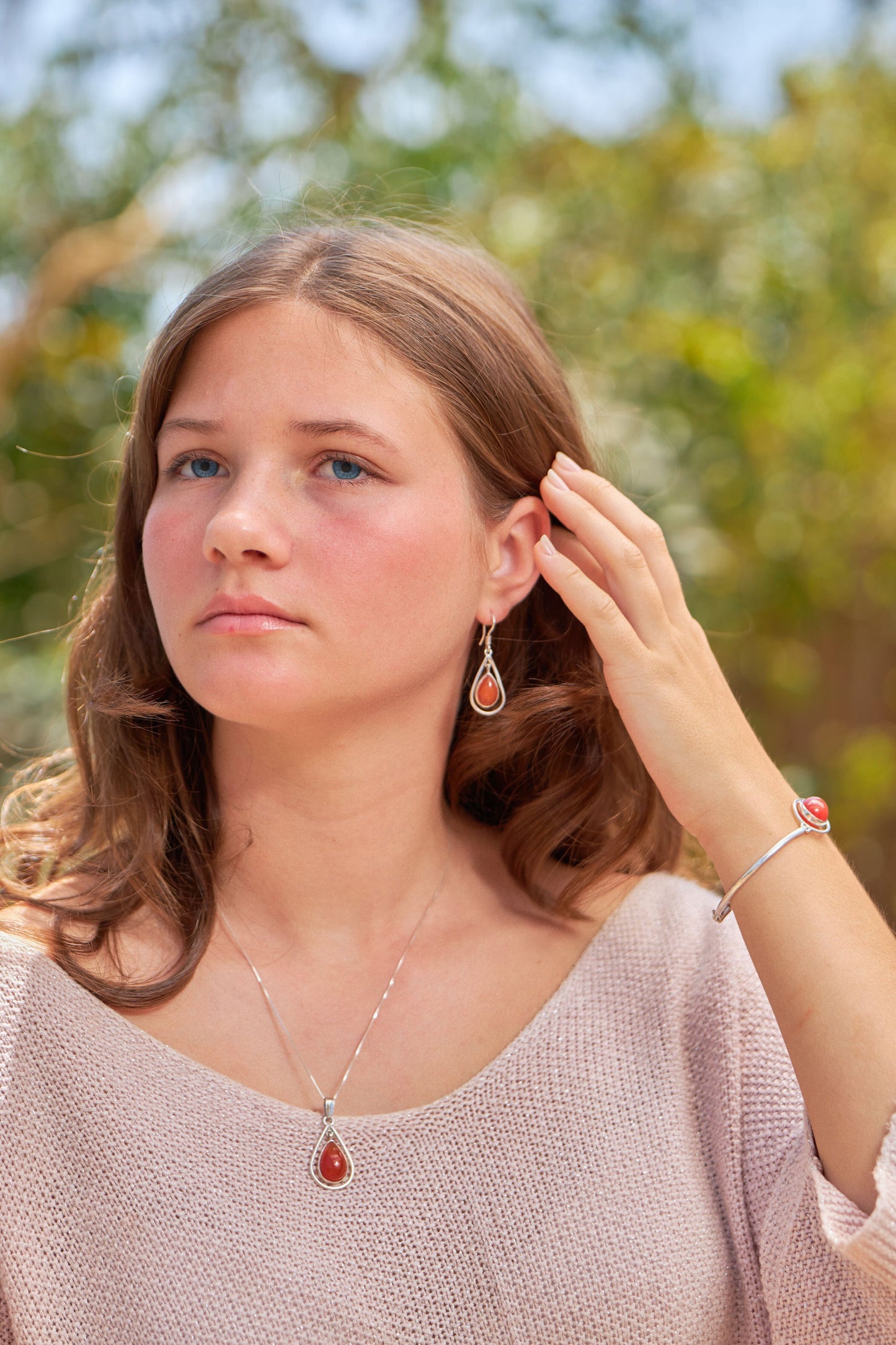 Parure Joanne - chaîne en argent 999 - pierre cornaline - pendentif - bague - bracelet - boucles d'oreilles - livraison incluse